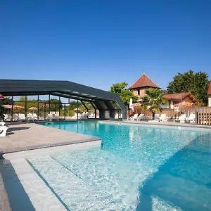 https://camping-padimadour.midi-pyreneeshotels.com